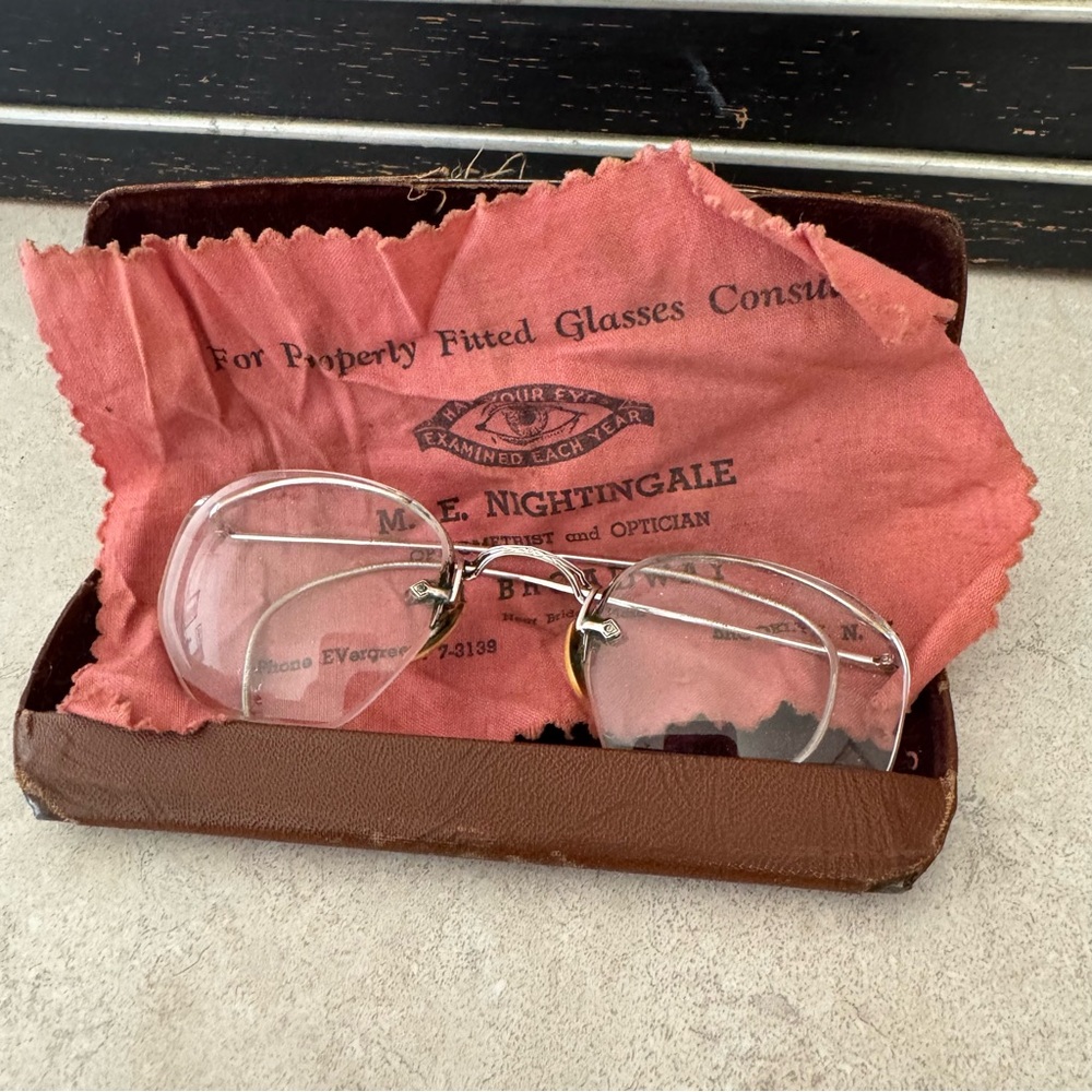 Rimless Eyeglasses Antique Frameless 1/10 12K GF Glasses Brooklyn NY Advertising